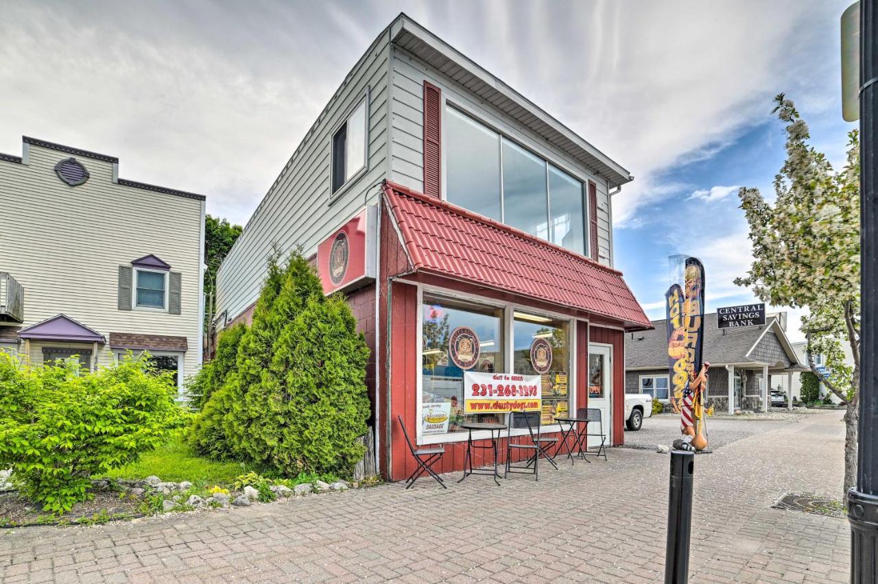 Walkable St Ignace Condo With Lake Huron Views Saint Ignace Kültér fotó