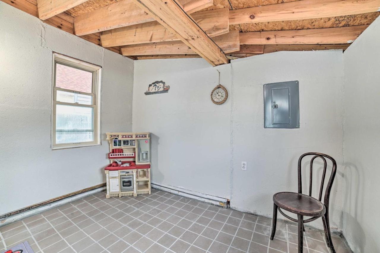 Walkable St Ignace Condo With Lake Huron Views Saint Ignace Kültér fotó